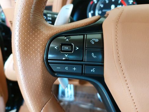 Used 2018 Lexus LC 500 Coupe image 16