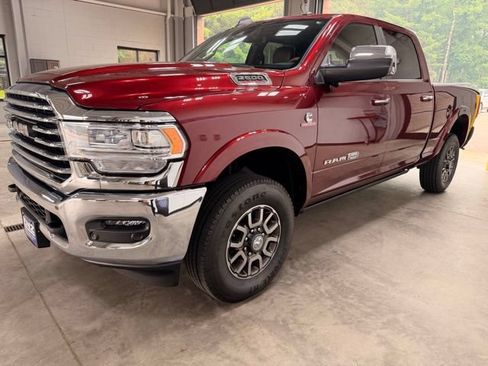 Used 2022 RAM 2500 Limited AWD/4WD image 5
