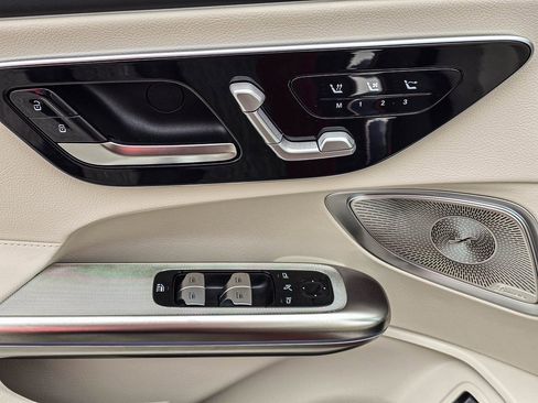 New 2026 Mercedes-Benz CLE 300 4MATIC Cabriolet image 11