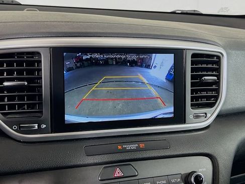 Used 2022 Kia Sportage LX w/ LX FWD Value Edition Package image 14