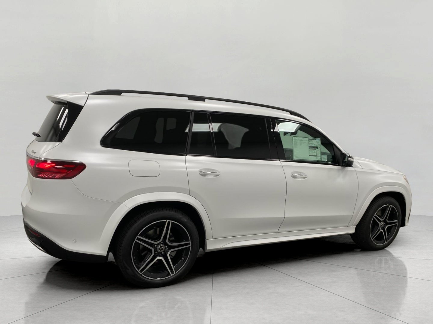 New 2026 Mercedes-Benz GLS 450 4MATIC image 2