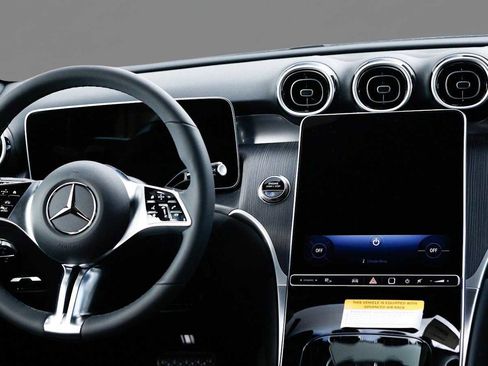 Used 2026 Mercedes-Benz GLC 300 4MATIC image 20