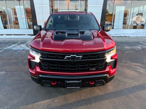 Used 2024 Chevrolet Silverado 1500 LT Trail Boss w/ Protection Package image 9