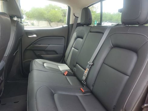 Used 2018 Chevrolet Colorado Z71 image 12