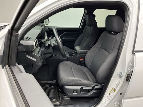 Used 2024 Toyota Tacoma SR RWD image 10