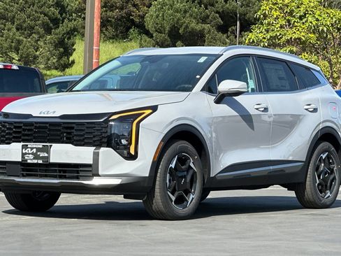 New 2026 Kia Sportage EX image 8
