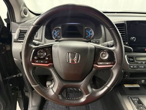 Used 2021 Honda Pilot Special Edition image 13