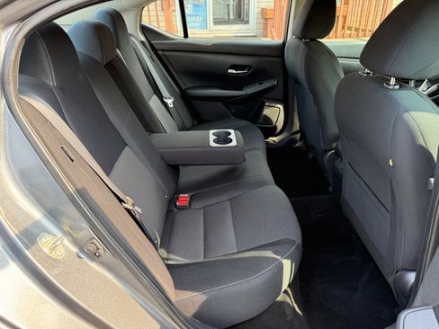 Used 2021 Nissan Sentra SV image 33