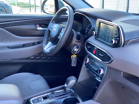 Used 2019 Hyundai Santa Fe SE image 31
