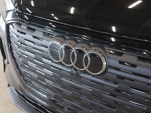 Certified 2024 Audi Q4 e-tron Premium Plus image 25