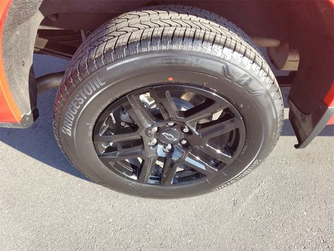 Used 2023 Chevrolet Silverado 1500 RST w/ Protection Package image 7