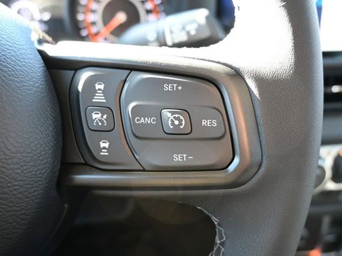 New 2026 Jeep Gladiator Sport image 10