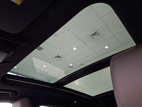 Certified 2025 BMW X1 xDrive28i w/ Convenience Package image 14