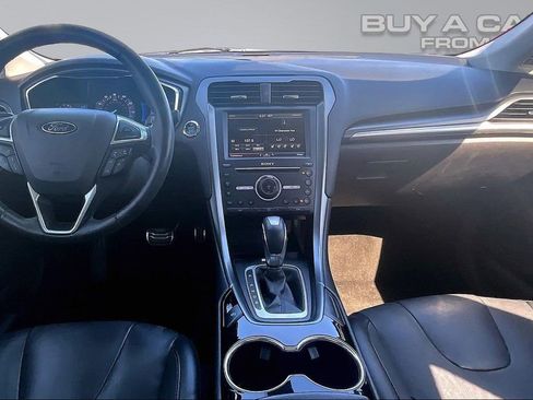 Used 2016 Ford Fusion Titanium FWD image 11