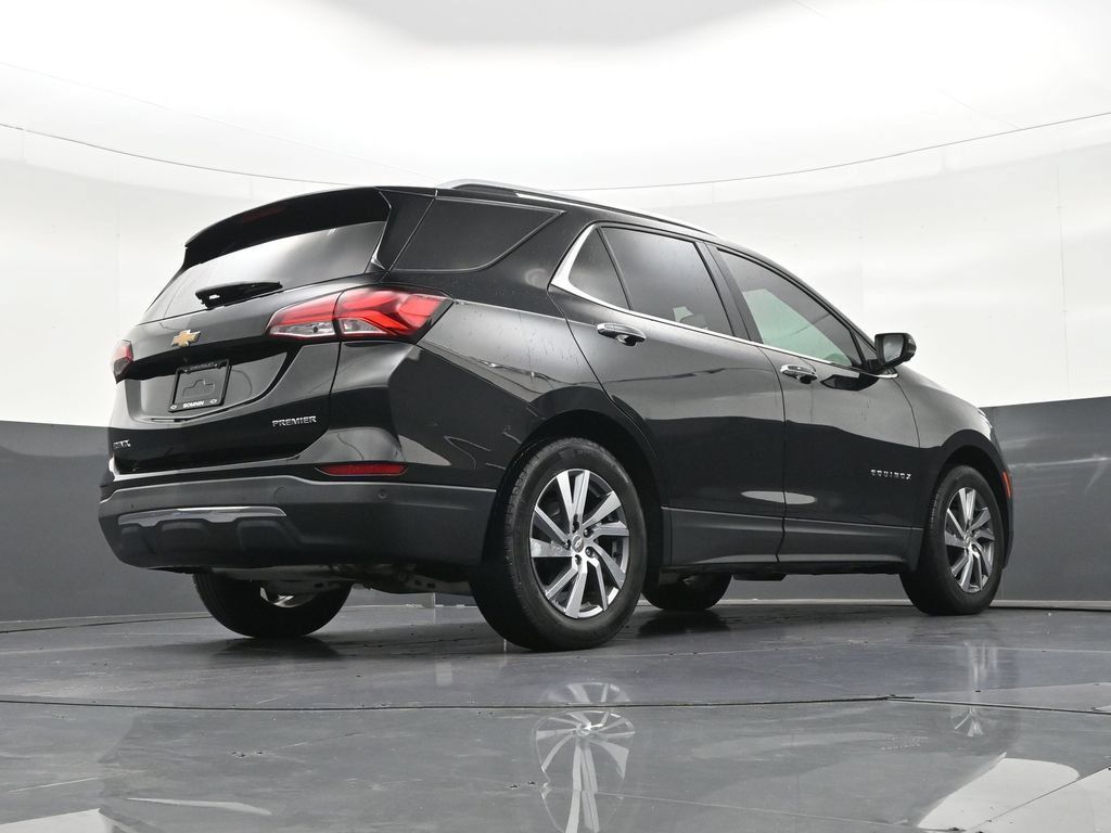 Used 2023 Chevrolet Equinox Premier FWD image 30