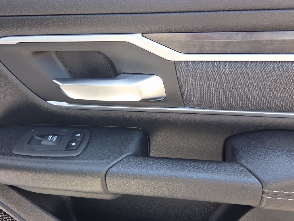 Used 2021 RAM 1500 Big Horn RWD image 21