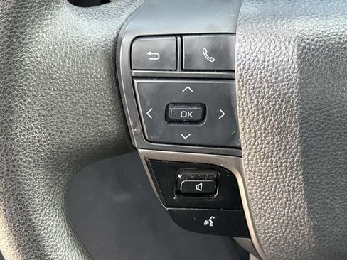 Used 2025 Toyota Camry LE FWD image 34