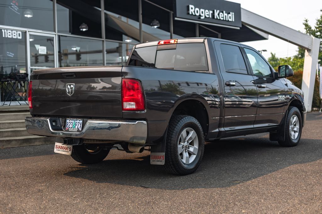 Used 2016 RAM 1500 Classic SLT AWD/4WD image 7