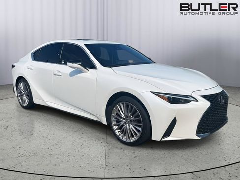 Used 2023 Lexus IS 300 AWD w/ Premium Package image 2