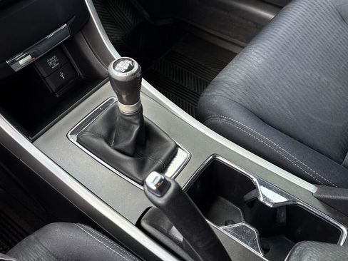 Used 2015 Honda Accord Sport image 26