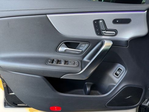 Used 2020 Mercedes-Benz CLA 250 4MATIC image 25