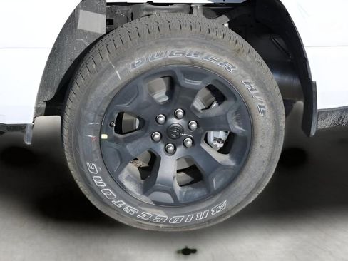 New 2026 RAM 1500 Express image 9