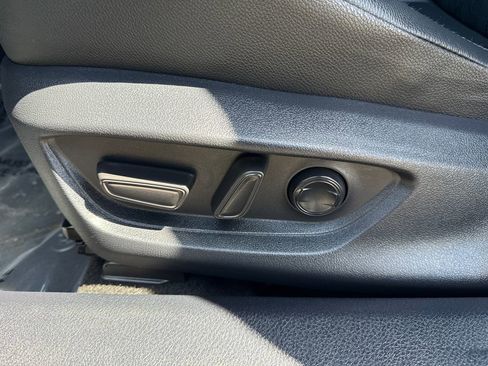 Used 2025 Toyota Camry XSE FWD image 22