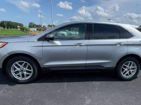 Used 2024 Ford Edge SEL AWD/4WD image 5
