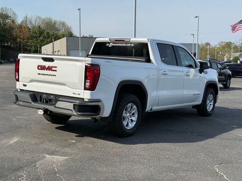 Used 2019 GMC Sierra 1500 SLE w/ SLE Value Package AWD/4WD image 6