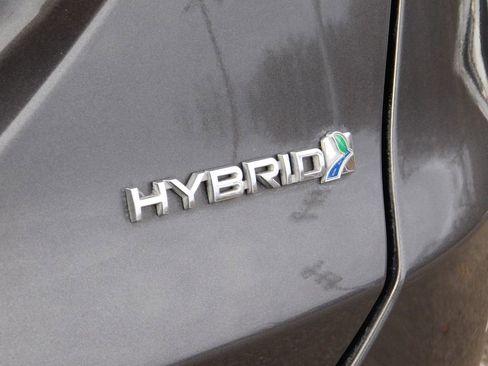 Used 2018 Ford Fusion S image 4