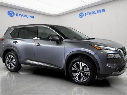 Used 2021 Nissan Rogue SV FWD image 12