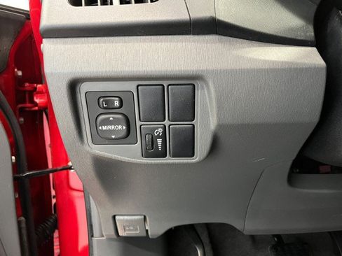 Used 2011 Toyota Prius Three FWD image 24
