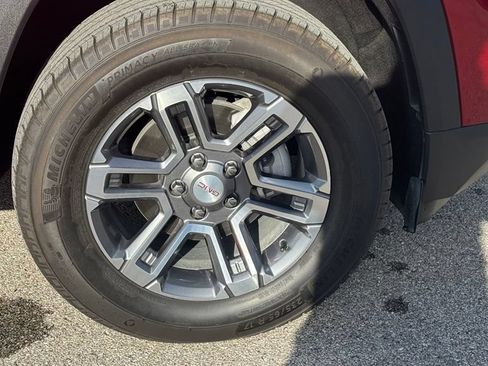 Used 2026 GMC Terrain Elevation w/ Technology Package II AWD/4WD image 5