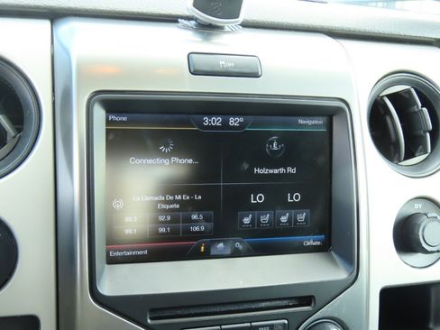 Used 2013 Ford F150 Raptor w/ Luxury Equipment Group image 30