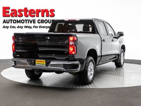 Used 2025 Chevrolet Silverado 1500 LT AWD/4WD image 4