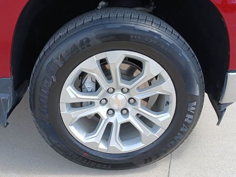 Certified 2023 Chevrolet Silverado 1500 LTZ AWD/4WD image 21