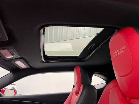 Used 2015 Chevrolet Camaro SS w/ Commemorative Special Edition RWD image 25