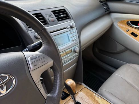 Used 2007 Toyota Camry XLE image 18