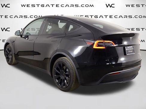 Used 2021 Tesla Model Y Long Range image 43