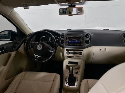 Used 2017 Volkswagen Tiguan Wolfsburg Edition image 23