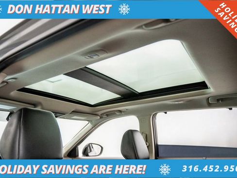 Used 2022 Nissan Rogue Platinum w/ Head-Up Display Package image 27