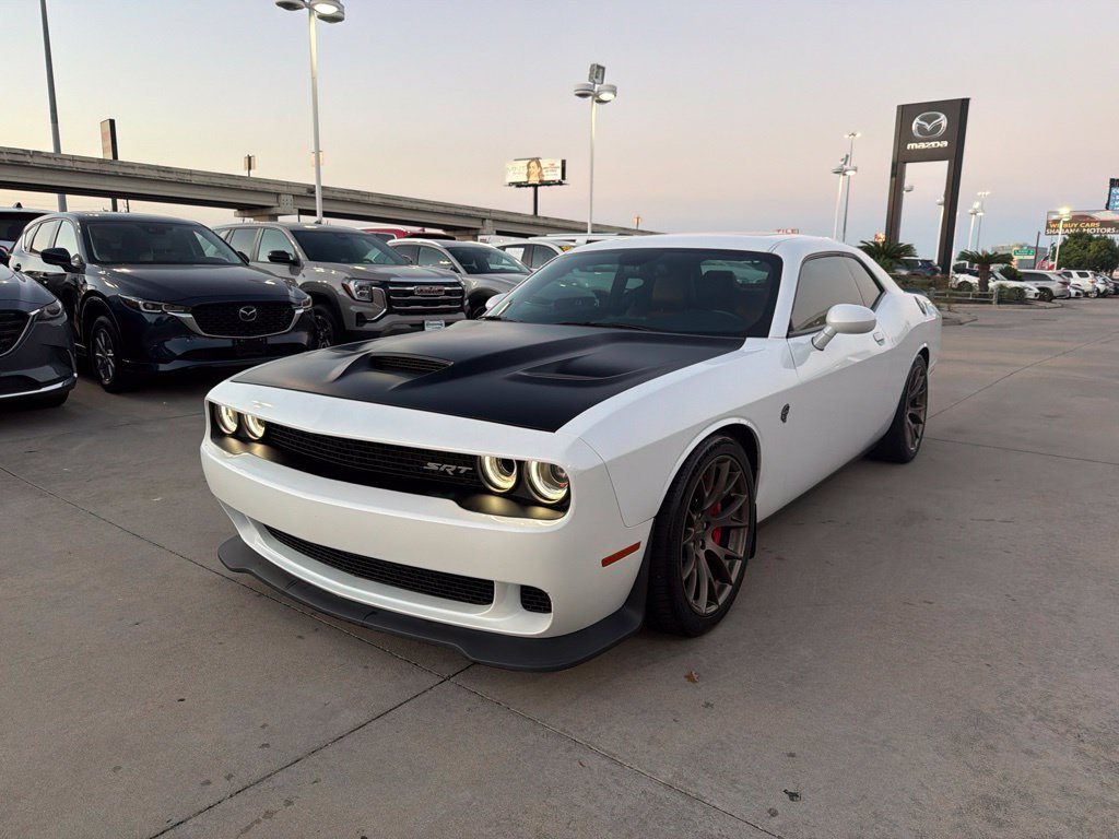 Used 2016 Dodge Challenger SRT Hellcat RWD image 7
