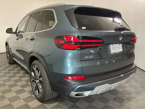 New 2026 BMW X5 sDrive40i w/ Climate Comfort Package image 7