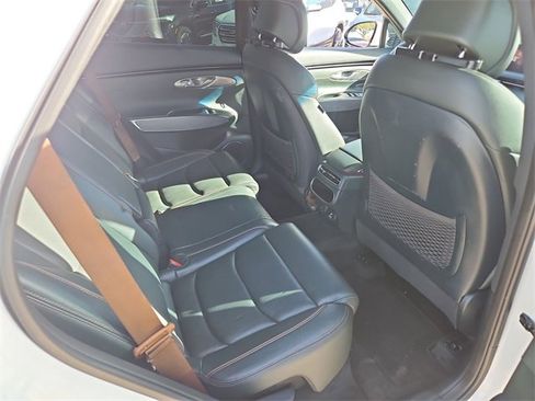 Used 2022 Genesis GV70 2.5T w/ Advanced Package image 27