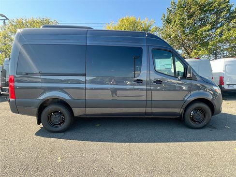 New 2025 Mercedes-Benz Sprinter 2500 image 7
