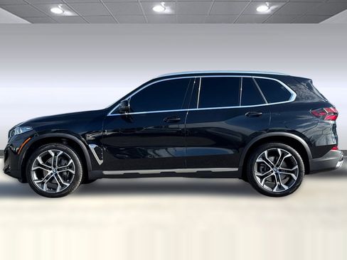 Used 2025 BMW X5 sDrive40i RWD image 2