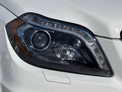 Used 2015 Mercedes-Benz GL 63 AMG 4MATIC image 10