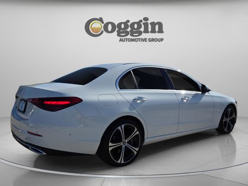 Used 2024 Mercedes-Benz C 300 Sedan image 6