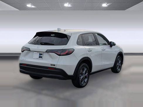 New 2026 Honda HR-V LX image 9