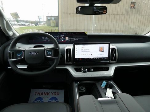 New 2025 Ford Expedition Max Active image 25